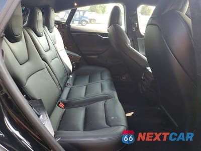 Zdjęcie 10 z 13 samochodu: 2021 TESLA MODEL S VIN:5YJSA1E24MF426237 - miniatura