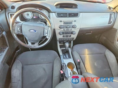 Zdjęcie 8 z 12 samochodu: 2011 FORD FOCUS SES VIN:1FAHP3GNXBW121836 - miniatura