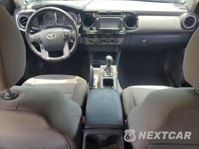 Zdjęcie 8 z 12 samochodu: 2016 TOYOTA TACOMA SR5 V6 VIN:5TFCZ5ANXGX005430 - miniatura