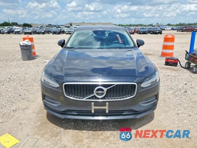 Piąte zdjęcie samochodu w środku: 2018 VOLVO S90 T5 MOMENTUM VIN:LVY982AK5JP007362 - miniatura