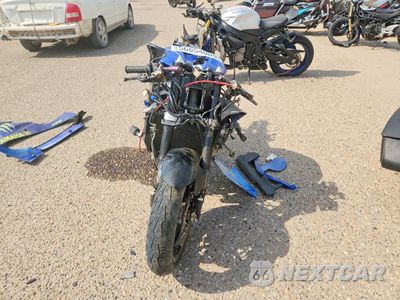 Drugie zdjęcie samochodu z przodu: 2006 YAMAHA YZFR6 L VIN:JYARJ12E16A008920 - miniatura