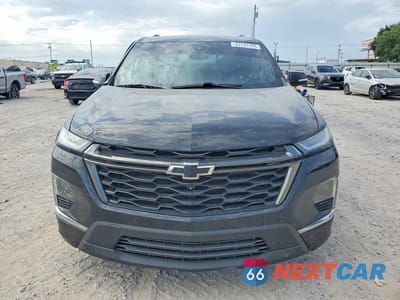 Piąte zdjęcie samochodu w środku: 2022 CHEVROLET TRAVERSE PREMIER VIN:1GNEVKKW5NJ188320 - miniatura