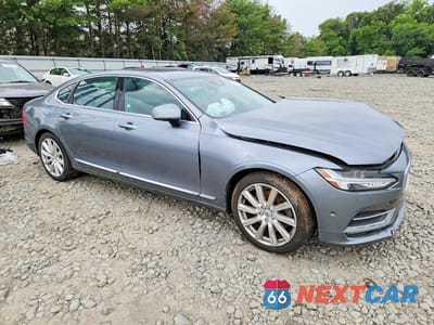 Czwarte zdjęcie samochodu z boku: 2018 VOLVO S90 T6 INSCRIPTION VIN:LVY992ML2JP033001 - miniatura