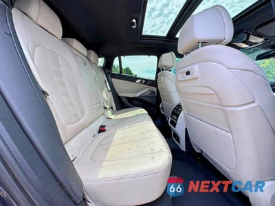 Zdjęcie 6 z 10 samochodu: 2021 BMW X6 SDRIVE 40I VIN:5UXCY4C02M9D86075 - miniatura