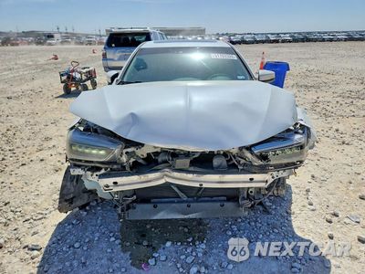 Piąte zdjęcie samochodu w środku: 2019 ACURA TLX TECHNOLOGY VIN:19UUB1F53KA007379 - miniatura