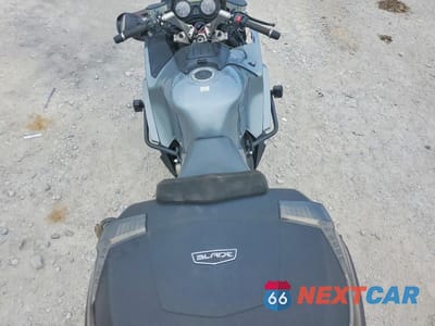 Zdjęcie 6 z 9 samochodu: 2008 KAWASAKI ZG1400 B VIN:JKBZGNB118A005984 - miniatura