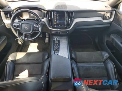 Zdjęcie 8 z 13 samochodu: 2019 VOLVO XC60 T8 R-DESIGN VIN:LYVBR0DM5KB293704 - miniatura