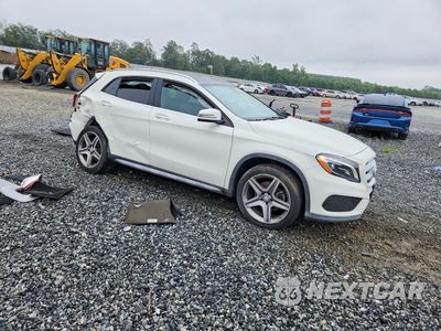 Czwarte zdjęcie samochodu z boku: 2017 MERCEDES-BENZ GLA 250 4MATIC VIN:WDCTG4GB7HJ346862 - miniatura
