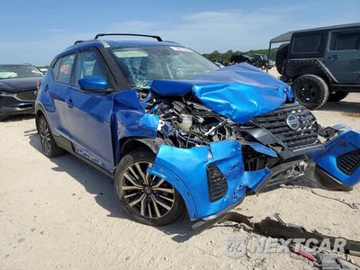 Czwarte zdjęcie samochodu z boku: 2021 NISSAN KICKS SV VIN:3N1CP5CV4ML521411 - miniatura