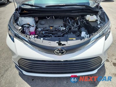 Zdjęcie 12 z 13 samochodu: 2026 TOYOTA SIENNA LE VIN:5TDKRKEC2TS290336 - miniatura