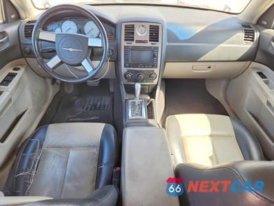 Zdjęcie 8 z 13 samochodu: 2007 CHRYSLER 300 TOURING VIN:2C3KA53GX7H722209 - miniatura