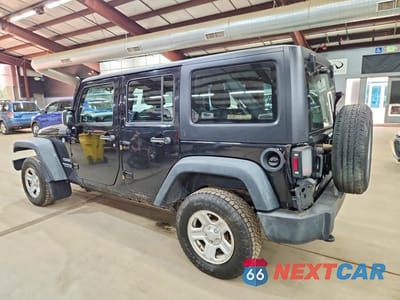 Drugie zdjęcie samochodu z przodu: 2016 JEEP WRANGLER UNLIMITED SPORT VIN:1C4BJWKG3GL293646 - miniatura