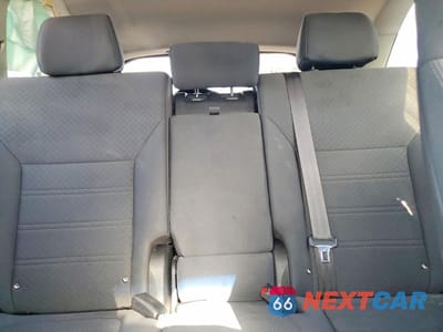 Zdjęcie 10 z 13 samochodu: 2018 KIA SORENTO LX VIN:5XYPG4A36JG362100 - miniatura