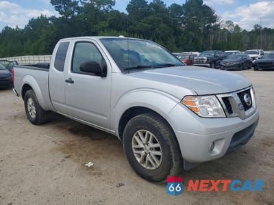 Czwarte zdjęcie samochodu z boku: 2015 NISSAN FRONTIER SV V6 VIN:1N6AD0CU4FN701768 - miniatura