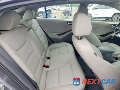 Zdjęcie 10 z 12 samochodu: 2018 HYUNDAI IONIQ LIMITED VIN:KMHC05LC5JU081812 - miniatura