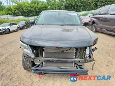 Piąte zdjęcie samochodu w środku: 2019 CHEVROLET COLORADO LT VIN:1GCGTCEN4K1200775 - miniatura