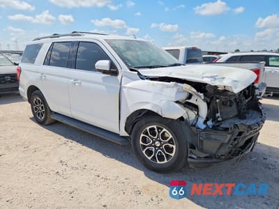 Czwarte zdjęcie samochodu z boku: 2024 FORD EXPEDITION XLT VIN:1FMJU1H82REB00413 - miniatura