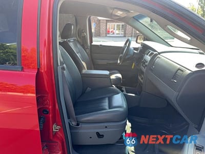Piąte zdjęcie samochodu w środku: 2005 DODGE DURANGO LIMITED VIN:1D4HB58D65F535116 - miniatura