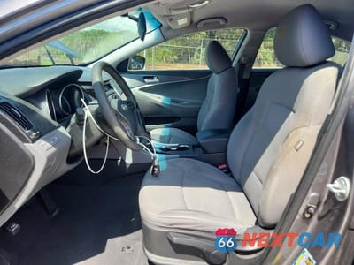 Zdjęcie 7 z 12 samochodu: 2011 HYUNDAI SONATA GLS VIN:5NPEB4AC4BH222157 - miniatura
