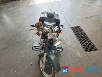 Piąte zdjęcie samochodu w środku: 2010 HARLEY-DAVIDSON FLSTFB VIN:1HD1JN513AB015340 - miniatura