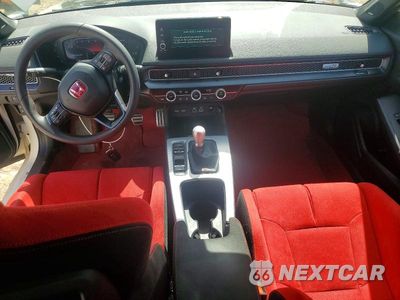 Zdjęcie 8 z 12 samochodu: 2024 HONDA CIVIC TYPE-R VIN:JHMFL5G45RX004927 - miniatura