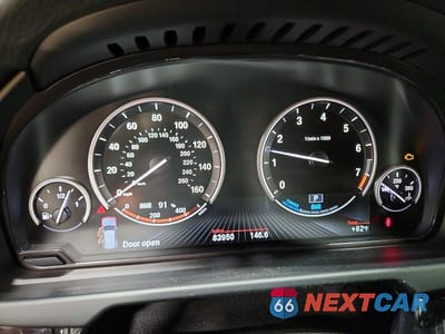 Zdjęcie 9 z 13 samochodu: 2016 BMW X5 XDR40E VIN:5UXKT0C56G0S77137 - miniatura