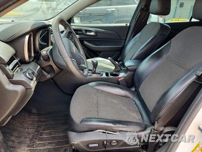 Zdjęcie 7 z 12 samochodu: 2015 CHEVROLET MALIBU 1LT VIN:1G11C5SL0FF349206 - miniatura