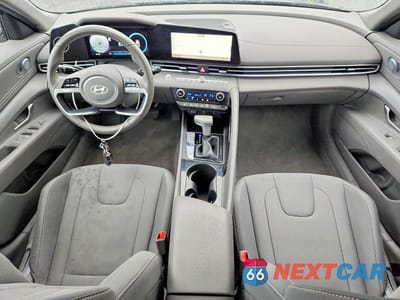 Zdjęcie 8 z 12 samochodu: 2025 HYUNDAI ELANTRA SEL VIN:KMHLS4DG5SU975090 - miniatura