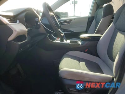Zdjęcie 7 z 13 samochodu: 2021 TOYOTA RAV4 XLE VIN:2T3W1RFV8MW130611 - miniatura