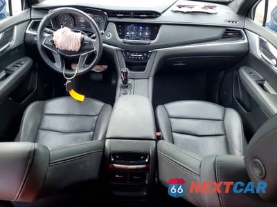 Zdjęcie 8 z 13 samochodu: 2023 CADILLAC XT5 PREMIUM LUXURY VIN:1GYKNCR48PZ138130 - miniatura