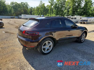 Trzecie zdjęcie samochodu z tyłu: 2015 PORSCHE MACAN S VIN:WP1AB2A51FLB66621 - miniatura