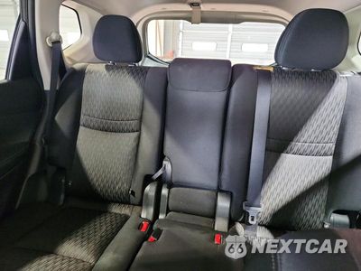 Zdjęcie 10 z 13 samochodu: 2017 NISSAN ROGUE SV VIN:JN8AT2MV6HW280534 - miniatura
