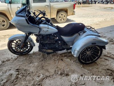 Trzecie zdjęcie samochodu z tyłu: 2024 HARLEY-DAVIDSON FLTRT VIN:1HD1MFP10RB851760 - miniatura