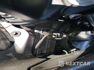 Zdjęcie 9 z 9 samochodu: 2010 HONDA NT700 VA VIN:VTMRC5256AE000182 - miniatura