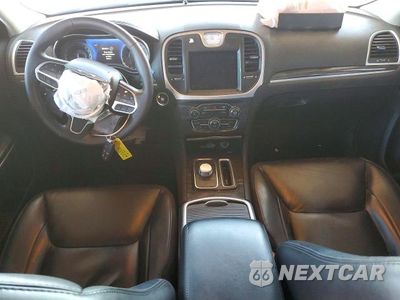 Zdjęcie 8 z 12 samochodu: 2021 CHRYSLER 300 TOURING VIN:2C3CCAAG2MH509177 - miniatura