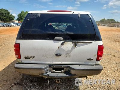 Zdjęcie 6 z 14 samochodu: 2001 FORD EXPEDITION XLT VIN:1FMRU15W61LA46944 - miniatura
