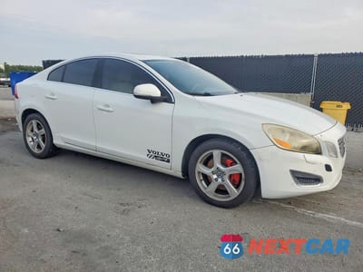 Czwarte zdjęcie samochodu z boku: 2012 VOLVO S60 T5 VIN:YV1622FS5C2031188 - miniatura