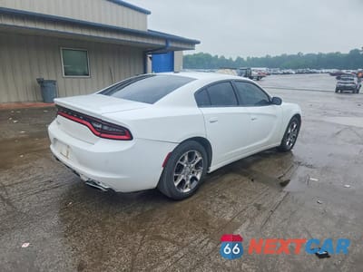 Trzecie zdjęcie samochodu z tyłu: 2016 DODGE CHARGER SE VIN:2C3CDXFG2GH116275 - miniatura
