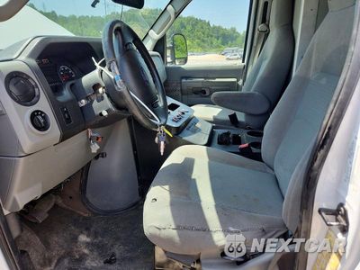 Zdjęcie 7 z 12 samochodu: 2018 FORD ECONOLINE E350 SD AMBULANCE VIN:1FDWE3FS3JDC23127 - miniatura
