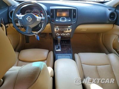 Zdjęcie 8 z 12 samochodu: 2011 NISSAN MAXIMA S/SV VIN:1N4AA5AP4BC814735 - miniatura