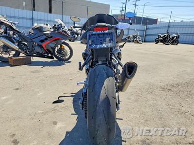 Czwarte zdjęcie samochodu z boku: 2024 BMW M 1000 R VIN:WB10E8305R6J78277 - miniatura