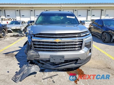 Piąte zdjęcie samochodu w środku: 2025 CHEVROLET TRAVERSE LT VIN:1GNERGRS3SJ194620 - miniatura
