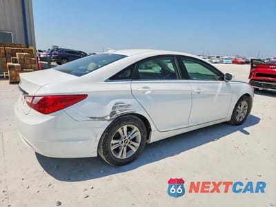 Trzecie zdjęcie samochodu z tyłu: 2013 HYUNDAI SONATA GLS VIN:5NPEB4AC6DH559447 - miniatura