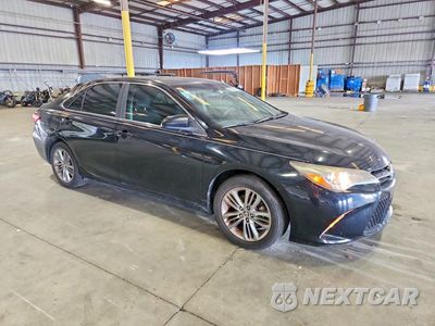 Czwarte zdjęcie samochodu z boku: 2017 TOYOTA CAMRY SE VIN:4T1BF1FK4FU483379 - miniatura