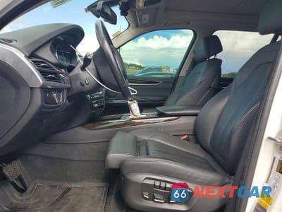 Zdjęcie 7 z 13 samochodu: 2016 BMW X5 XDR40E VIN:5UXKT0C59G0S75382 - miniatura