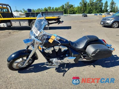 Trzecie zdjęcie samochodu z tyłu: 2015 HONDA VT1300 CT VIN:JH2SC668XFK500056 - miniatura