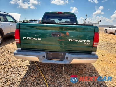 Zdjęcie 6 z 12 samochodu: 2003 DODGE DAKOTA QUAD SLT VIN:1D7HL48N43S276438 - miniatura