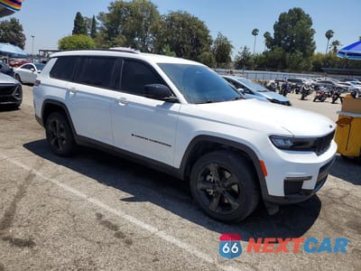 Czwarte zdjęcie samochodu z boku: 2024 JEEP GRAND CHEROKEE L LIMITED VIN:1C4RJKBG2R8525280 - miniatura