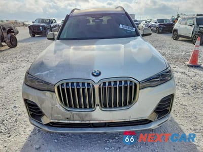 Piąte zdjęcie samochodu w środku: 2019 BMW X7 XDRIVE50I VIN:5UXCX4C55KLS36313 - miniatura