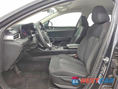Zdjęcie 7 z 12 samochodu: 2021 KIA K5 LXS VIN:5XXG14J22MG002517 - miniatura